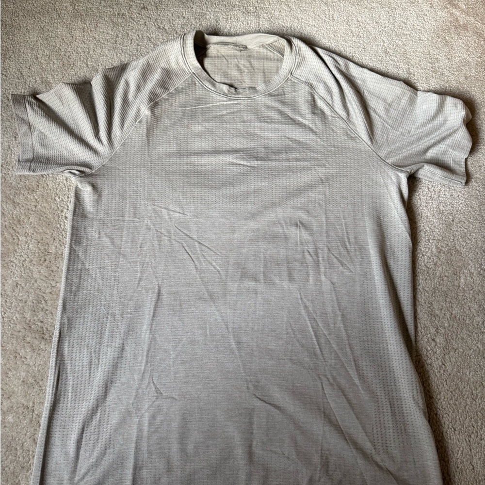 Lululemon Metal vent tee